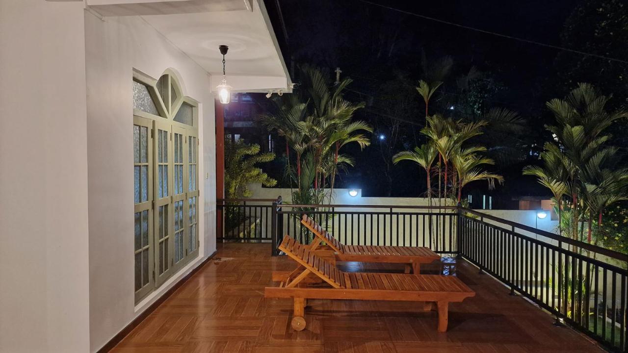 Chill Hill Hikkaduwa Hotell Eksteriør bilde
